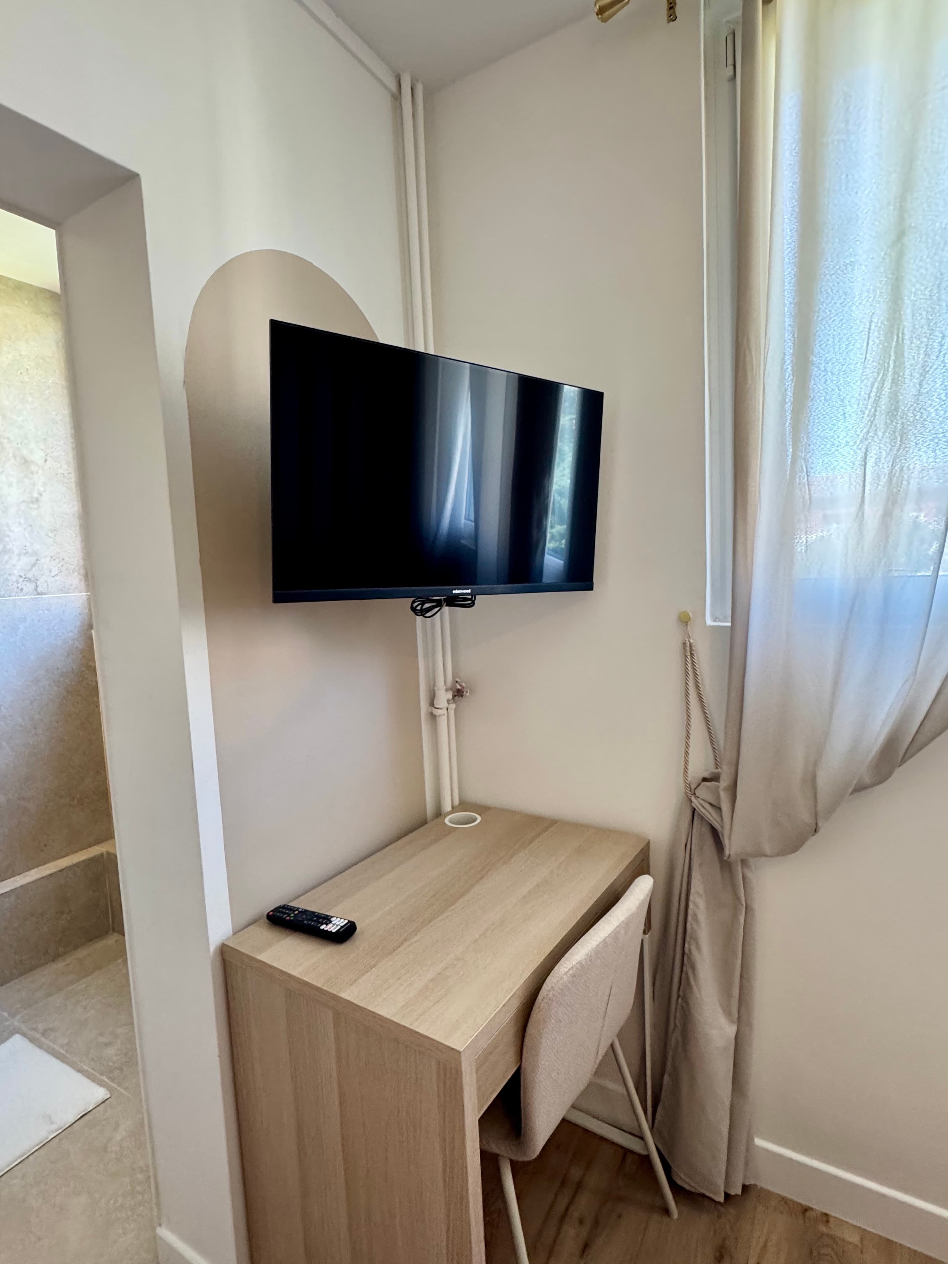 20mn de Genève - Chambre neuve SDB privée