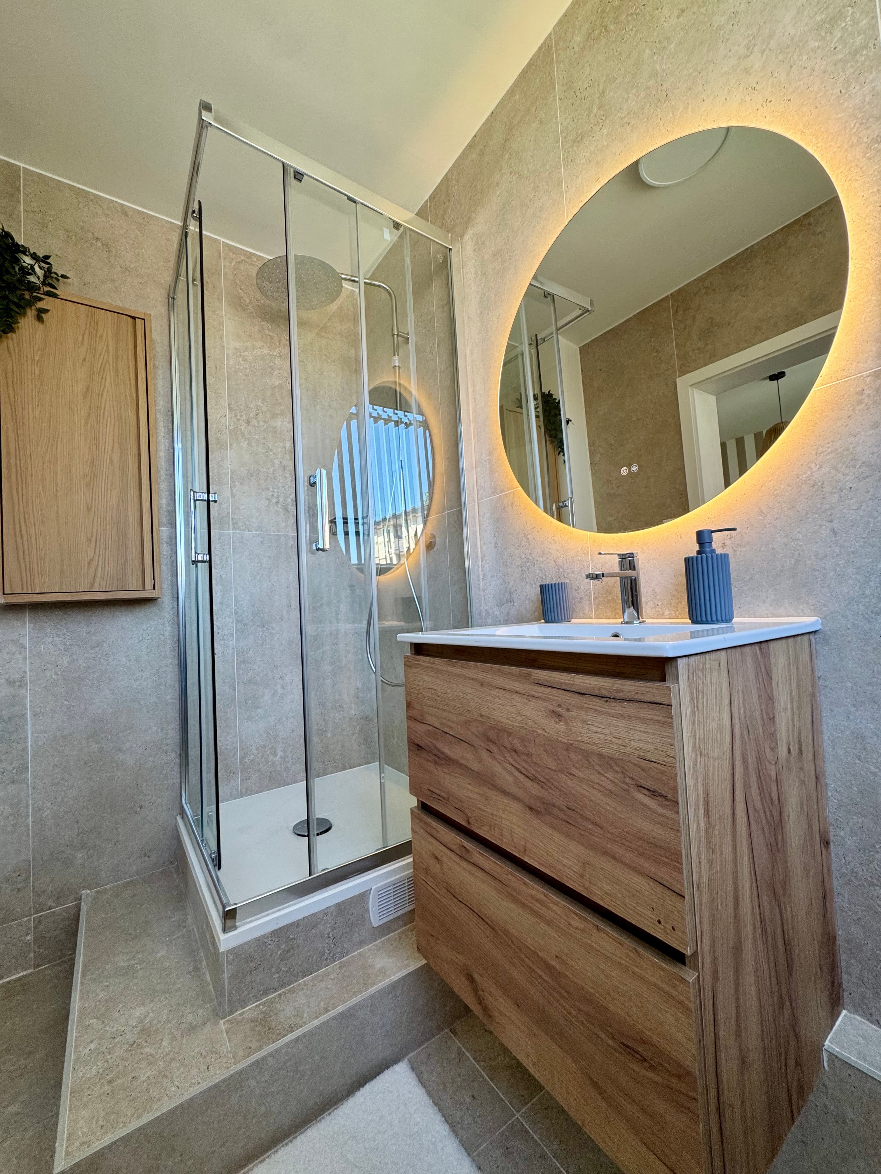 20mn de Genève - Chambre neuve SDB privée