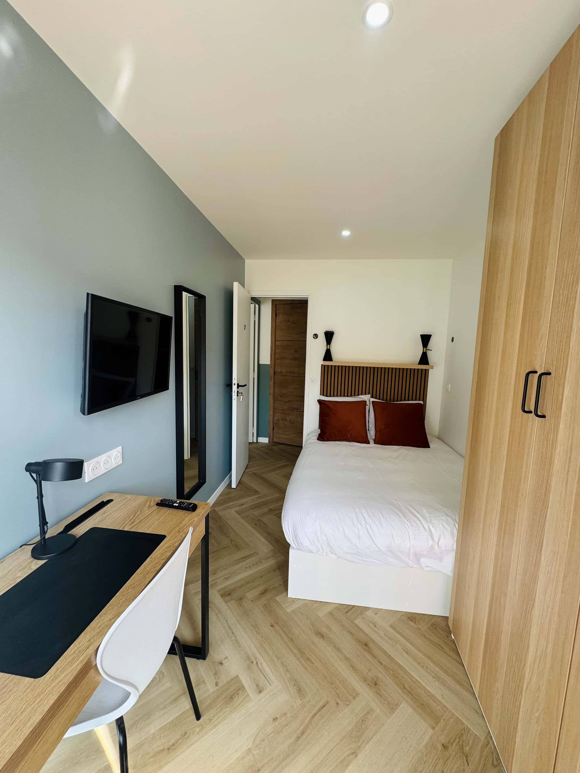 Chambre dans colocation rénovée –Plein centre d'Annemasse