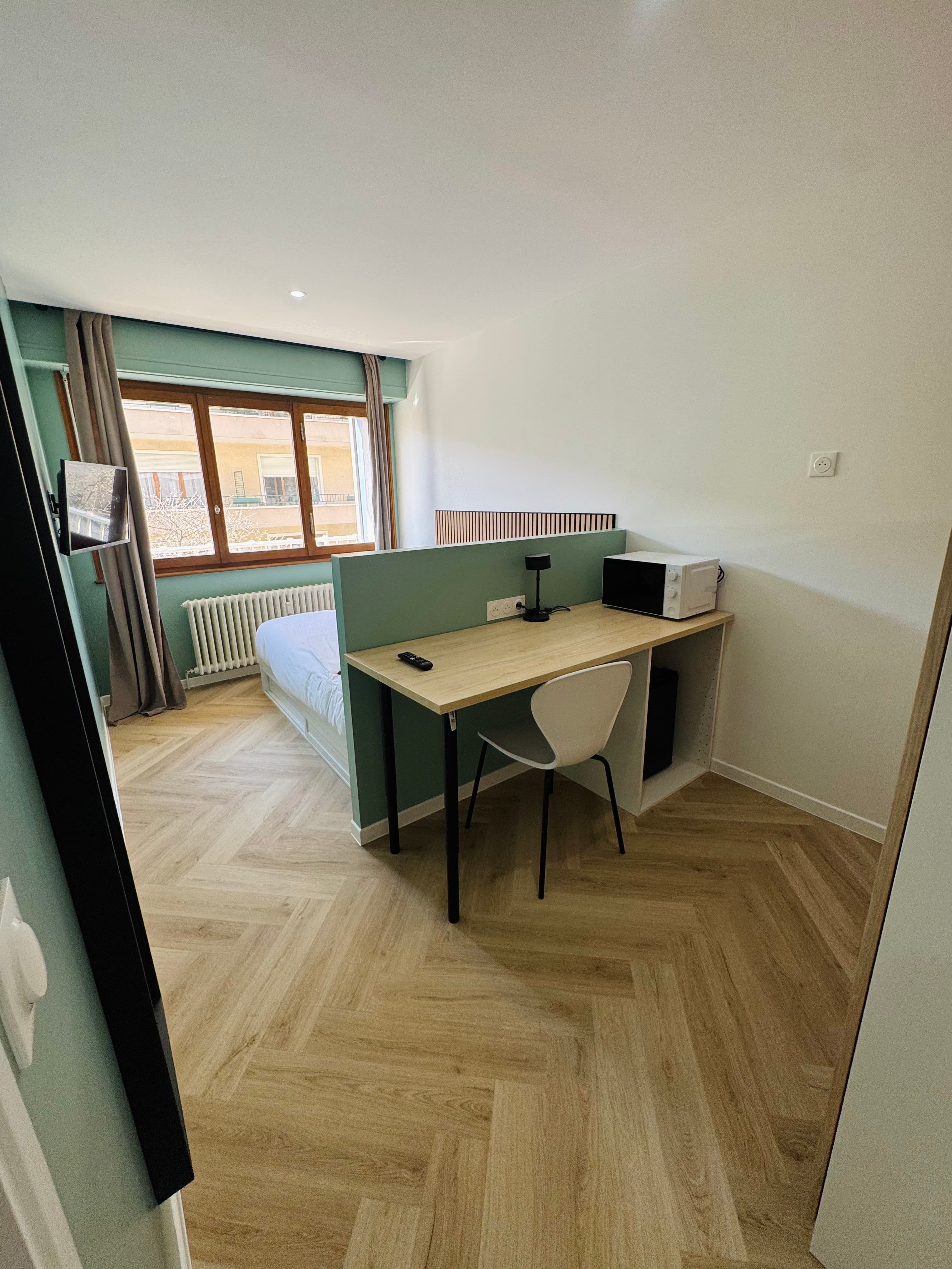 Chambre tout confort en colocation - Plein centre Annemasse